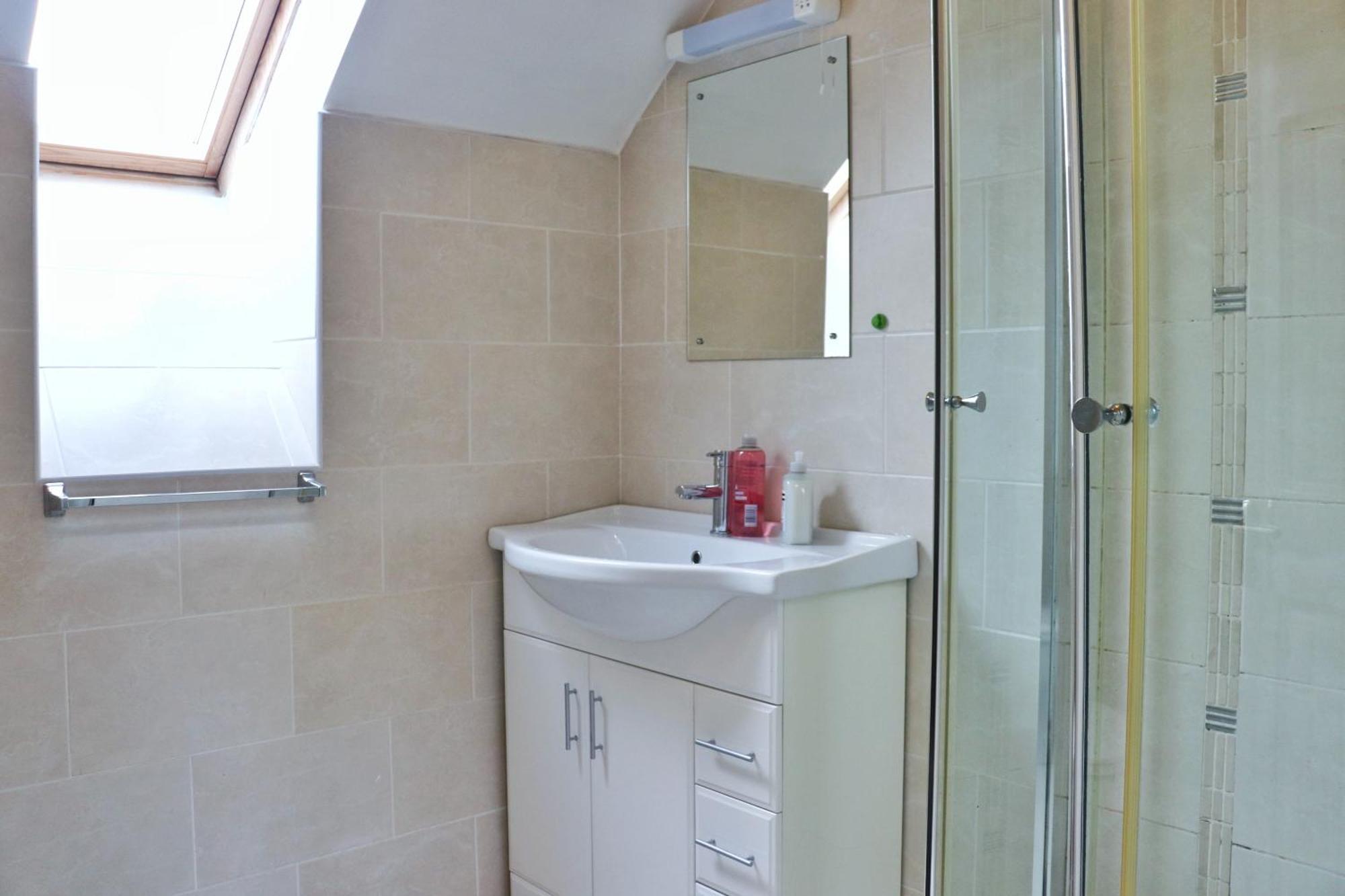 Deluxe Dwelling - 15 Mins From Cork City/Airport Διαμέρισμα Εξωτερικό φωτογραφία